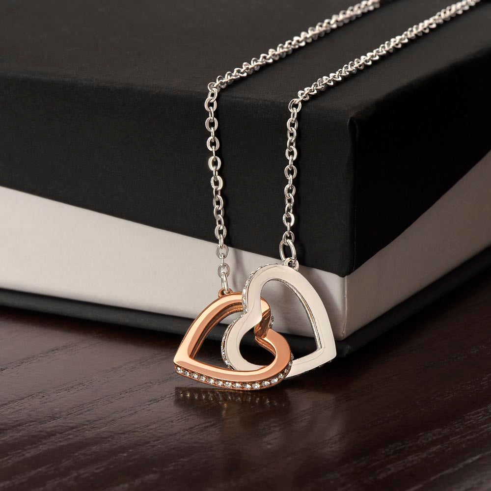 A mi encantadora alma gemela - Primera cita - Collar de corazones entrelazados